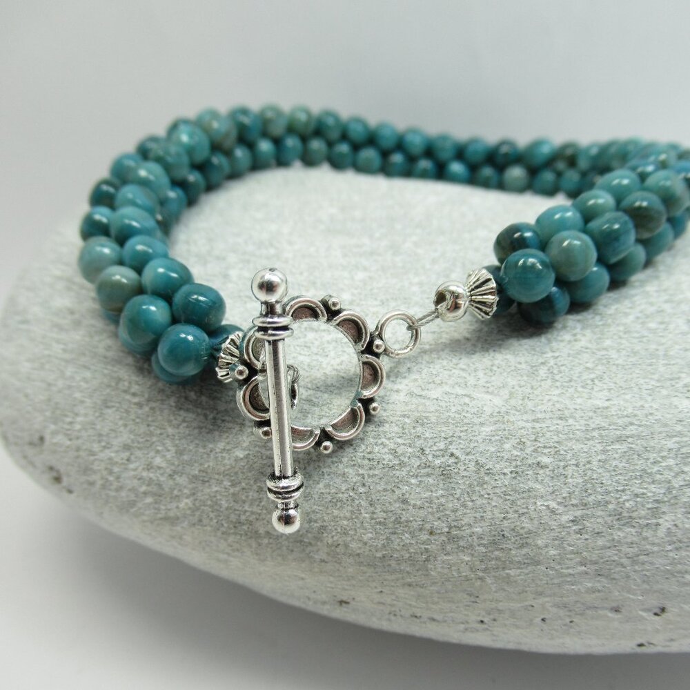 Shell bead bracelet - Picture 3 of 12